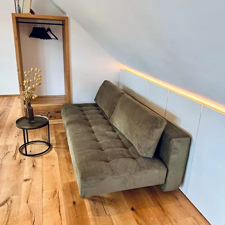 アパート Moselay メーリング